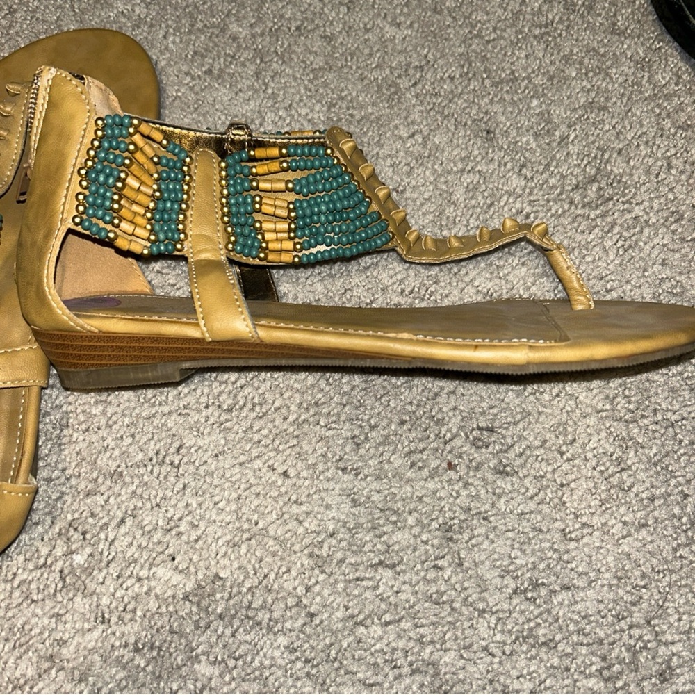 Rampage Women’s 8.5 Flat Beaded Sandals - Picture 3 of 6